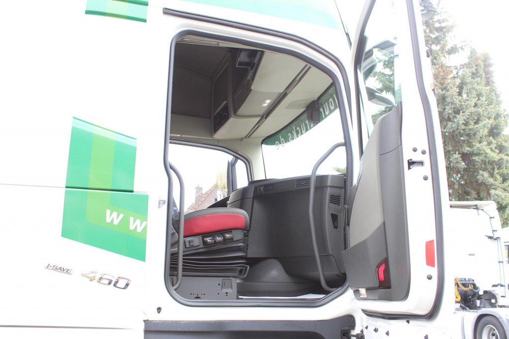 Volvo FH 460 E6 Globetrotter 2 Tanks i-Park Cool - Cap tractor: Foto 2 Volvo FH 460 E6 Globetrotter 2 Tanks i-Park Cool - Cap tractor: Foto 2