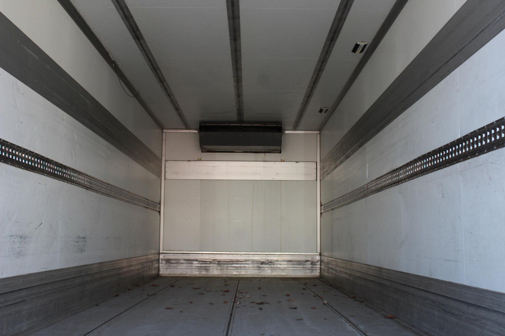 Daf LF 45.250 Thermo KingT-800R Türen+LBW Strom - Camion frigider: Foto 3 Daf LF 45.250 Thermo KingT-800R Türen+LBW Strom - Camion frigider: Foto 3