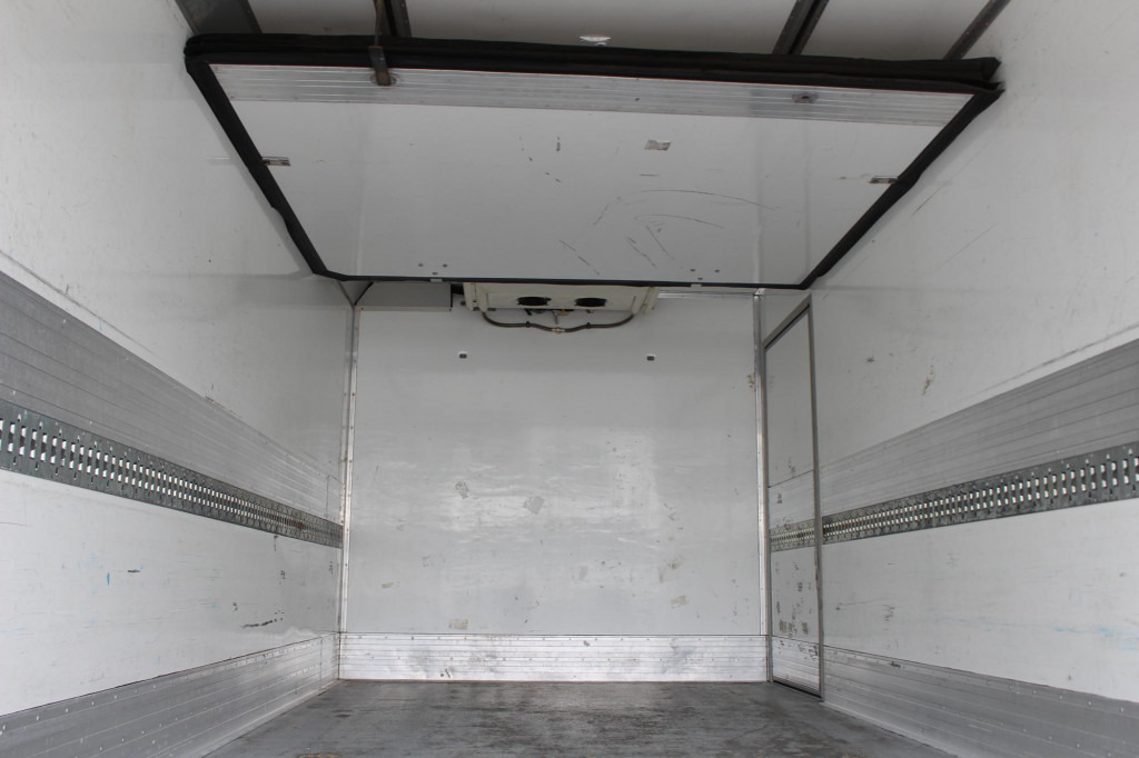 MAN TGL 12.250 E5 CX 600 Bi-Temp Strom Tür LBW - Camion frigider: Foto 3 MAN TGL 12.250 E5 CX 600 Bi-Temp Strom Tür LBW - Camion frigider: Foto 3