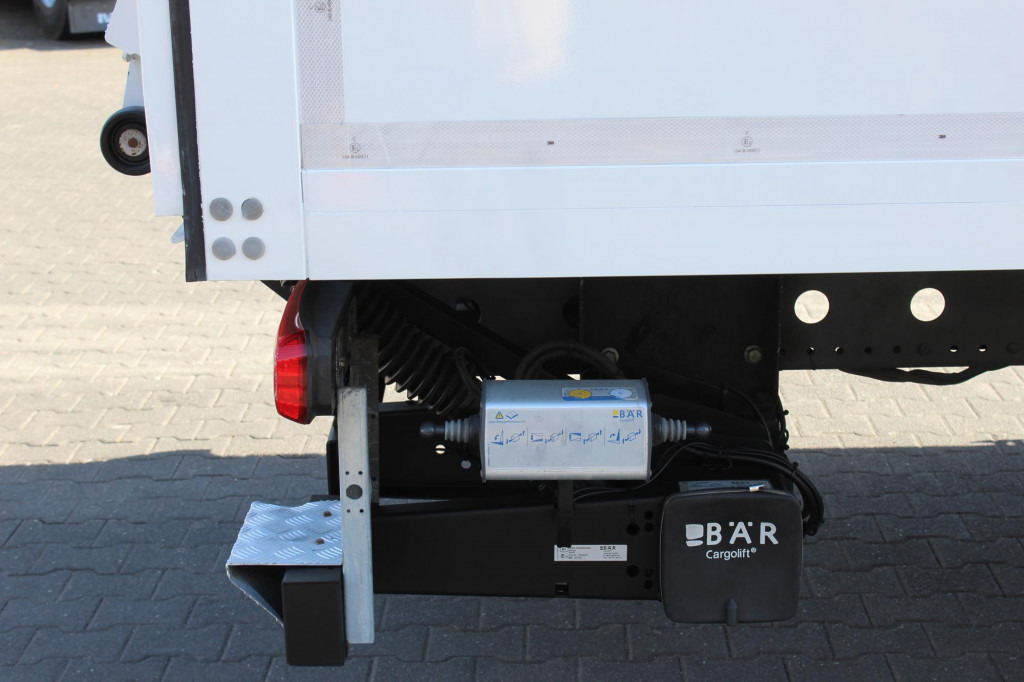 Mercedes-Benz Atego 1321 E6 Koffer Klima Kamera Schalter LBW - Camion furgon: Foto 5 Mercedes-Benz Atego 1321 E6 Koffer Klima Kamera Schalter LBW - Camion furgon: Foto 5