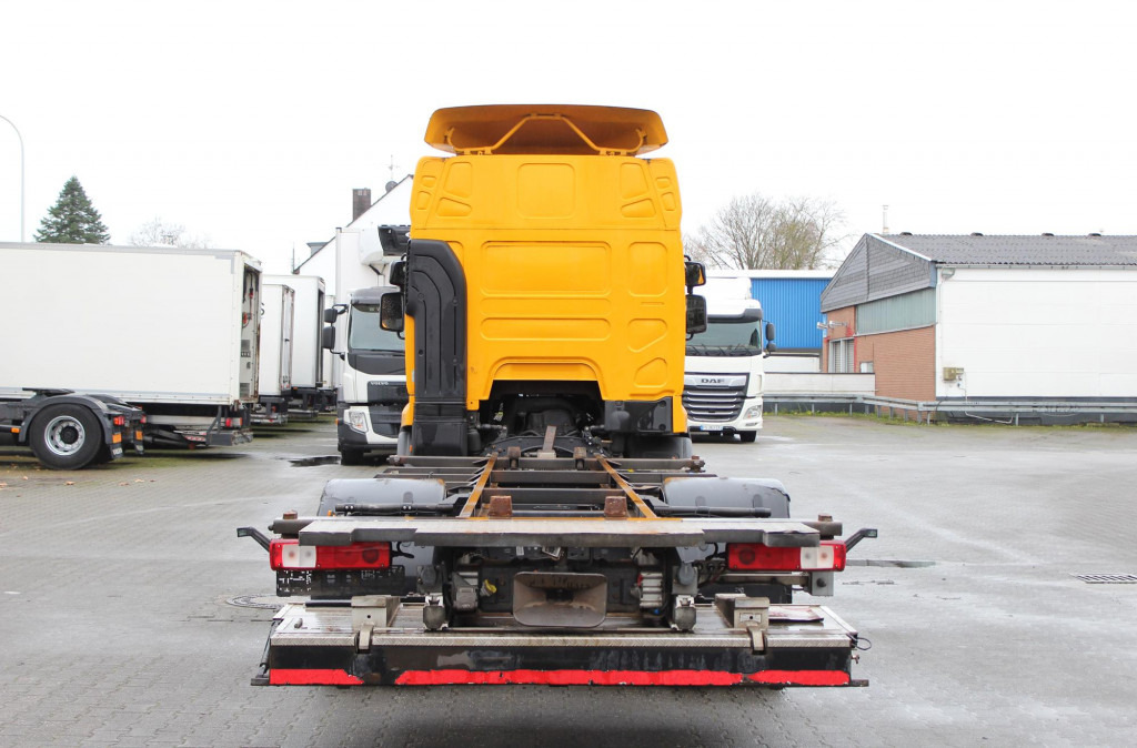 Camion şasiu Renault Premium 380DXi BDF Schlafkabine LBW AHK 298 TKm: Foto 11 Camion şasiu Renault Premium 380DXi BDF Schlafkabine LBW AHK 298 TKm: Foto 11