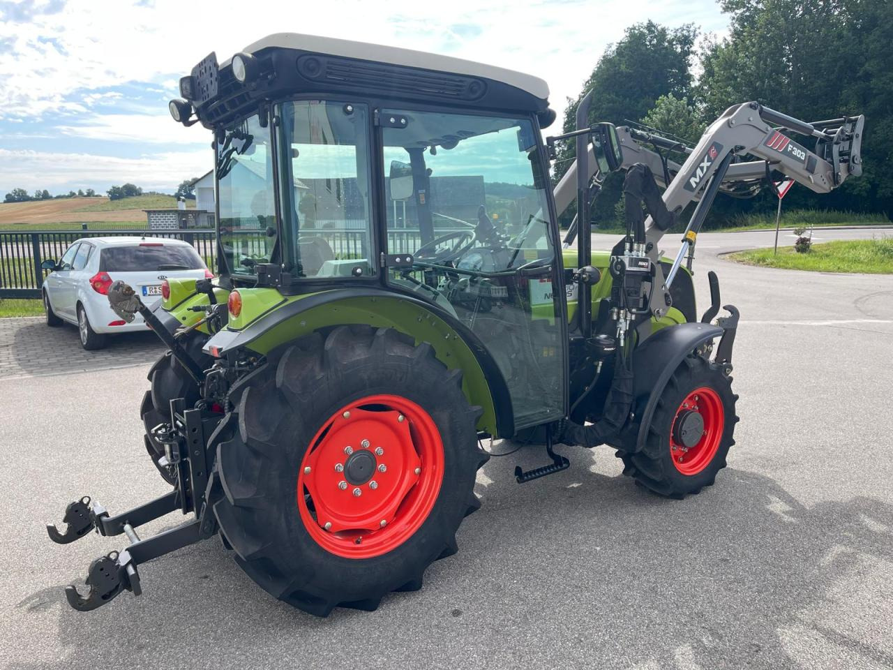 CLAAS Nexos 210 mit Frontlader, 236Bh, FZW, NEUWERTIG! - Tractor agricol: Foto 5 CLAAS Nexos 210 mit Frontlader, 236Bh, FZW, NEUWERTIG! - Tractor agricol: Foto 5