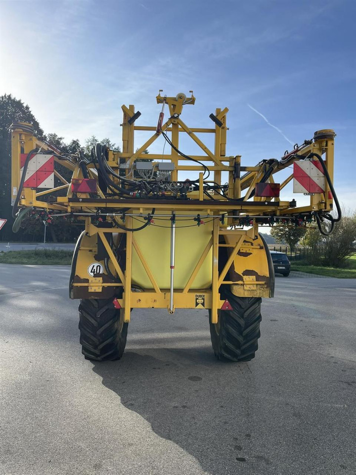 Dubex Dubex Vector mit Lenkung, Baujahr 2003 - Maşină de erbicidat tractata: Foto 5 Dubex Dubex Vector mit Lenkung, Baujahr 2003 - Maşină de erbicidat tractata: Foto 5