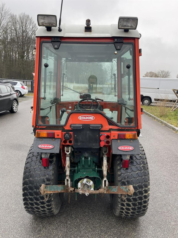 Goldoni IDEA 30HST Goldoni, Rasenmäher und Mulcher, Kabine, Frontkraftheber, Heckhubwerkanhängung - Tractor agricol: Foto 4 Goldoni IDEA 30HST Goldoni, Rasenmäher und Mulcher, Kabine, Frontkraftheber, Heckhubwerkanhängung - Tractor agricol: Foto 4