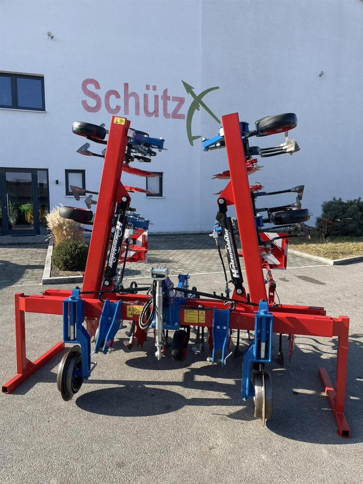 Hatzenbichler 6-reihiges Hackgerät, 75 cm Abstand, TOP Zustand - Maşină pentru prelucrarea solului: Foto 1 Hatzenbichler 6-reihiges Hackgerät, 75 cm Abstand, TOP Zustand - Maşină pentru prelucrarea solului: Foto 1