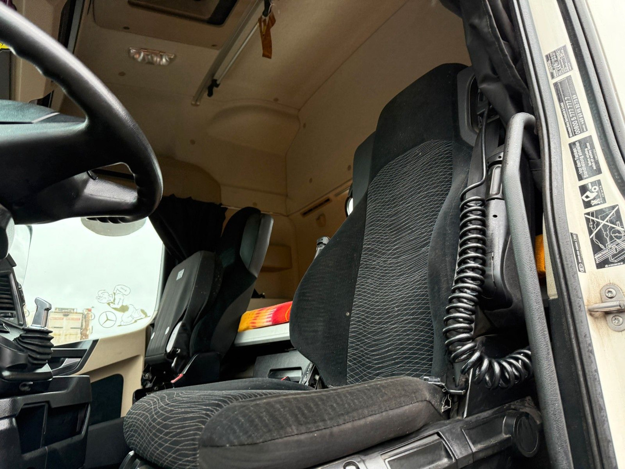 Leasing de  Mercedes-Benz Actros 1843 Stream Space,  Hydraulik, Retarder Mercedes-Benz Actros 1843 Stream Space,  Hydraulik, Retarder: Foto 9
