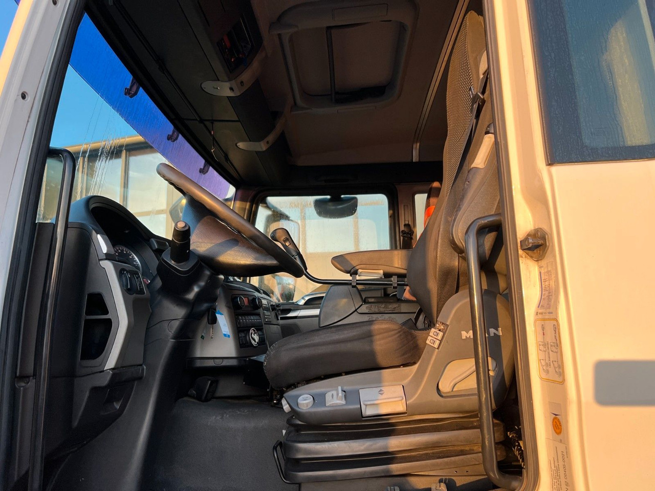Leasing de MAN TGS 26.360 6x2 Faun Power Press 524 + Schütte MAN TGS 26.360 6x2 Faun Power Press 524 + Schütte MAN TGS 26.360 6x2 Faun Power Press 524 + Schütte MAN TGS 26.360 6x2 Faun Power Press 524 + Schütte: Foto 13