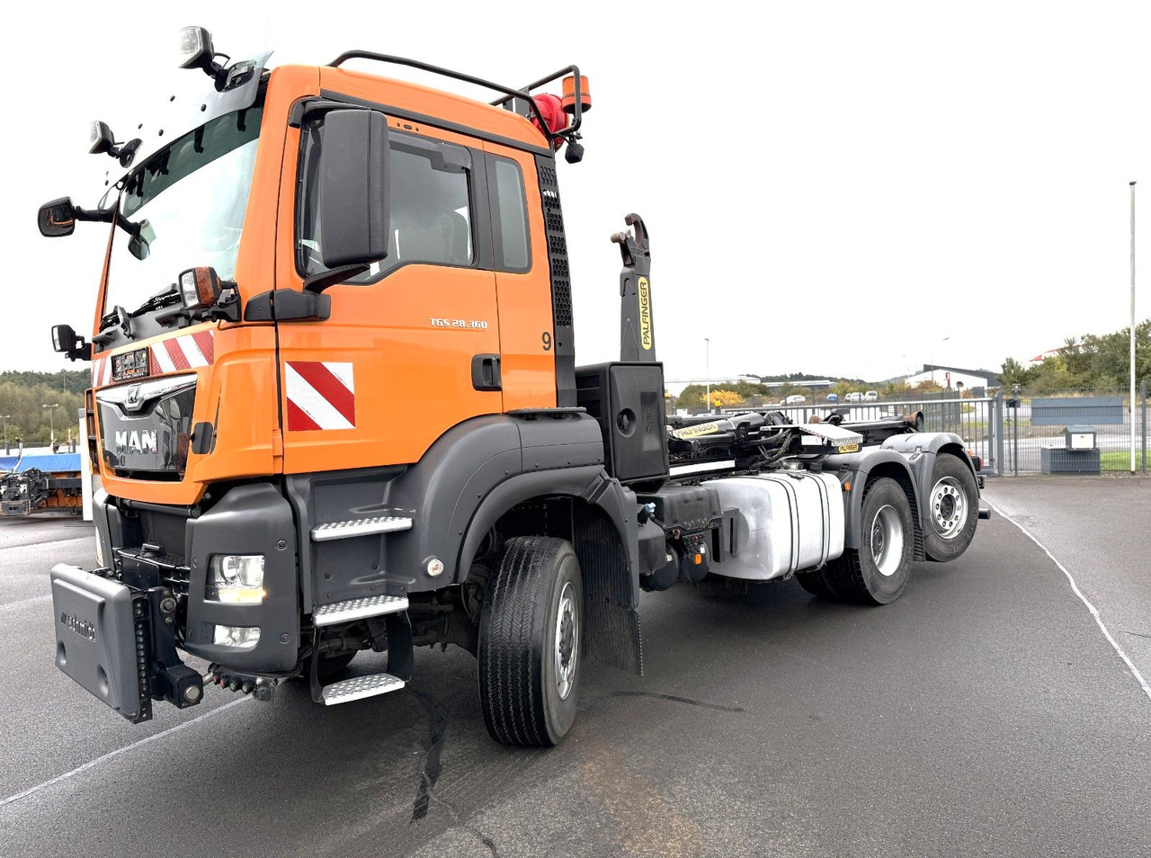 MAN TGS 28.360 6x4-4 Winterdienst Euro 6 Liftachse - Camion cu cârlig: Foto 1 MAN TGS 28.360 6x4-4 Winterdienst Euro 6 Liftachse - Camion cu cârlig: Foto 1