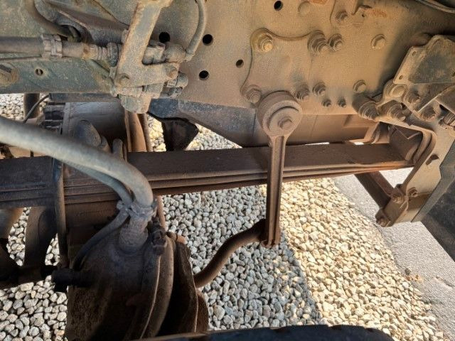 Mercedes-Benz Actros 1831 4x4 Kipper - Kran- Kupplung- Blattfe - Camion basculantă, Camion cu macara: Foto 4 Mercedes-Benz Actros 1831 4x4 Kipper - Kran- Kupplung- Blattfe - Camion basculantă, Camion cu macara: Foto 4
