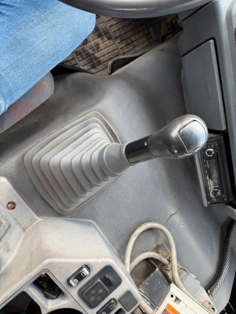 Mercedes-Benz Actros 2031 4x4 Hydraulik + Wechselsystem - Camion şasiu: Foto 4 Mercedes-Benz Actros 2031 4x4 Hydraulik + Wechselsystem - Camion şasiu: Foto 4