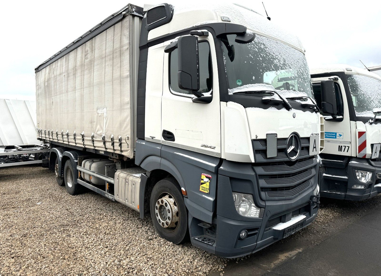 Mercedes-Benz Actros 2542 6x2 - Getriebeschaden- Mercedes-Benz Actros 2542 6x2 - Getriebeschaden- - Camion transport containere/ Swap body: Foto 1 Mercedes-Benz Actros 2542 6x2 - Getriebeschaden- Mercedes-Benz Actros 2542 6x2 - Getriebeschaden- - Camion transport containere/ Swap body: Foto 1