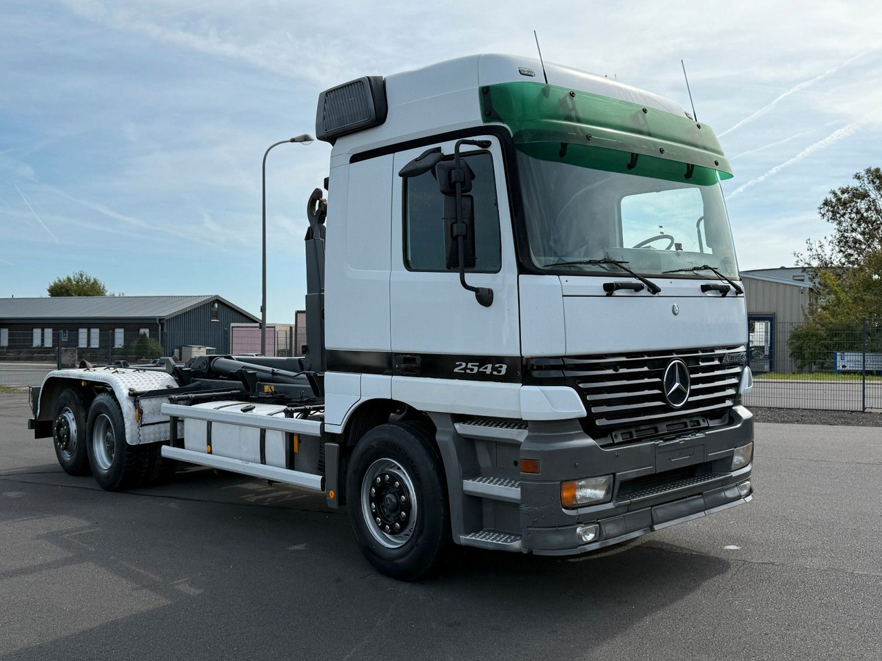 Mercedes-Benz Actros 2543 6x2 Klima + Kupplung - Camion cu cârlig: Foto 4 Mercedes-Benz Actros 2543 6x2 Klima + Kupplung - Camion cu cârlig: Foto 4