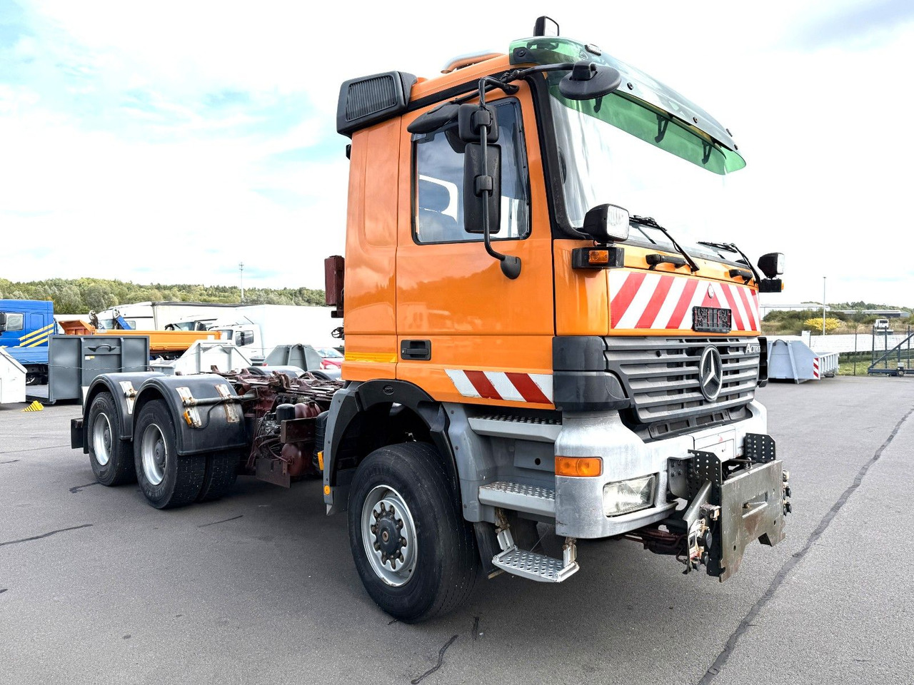Mercedes-Benz Actros 3340 6x6 Dautel Wechselsystem + Kupplung - Camion şasiu: Foto 3 Mercedes-Benz Actros 3340 6x6 Dautel Wechselsystem + Kupplung - Camion şasiu: Foto 3