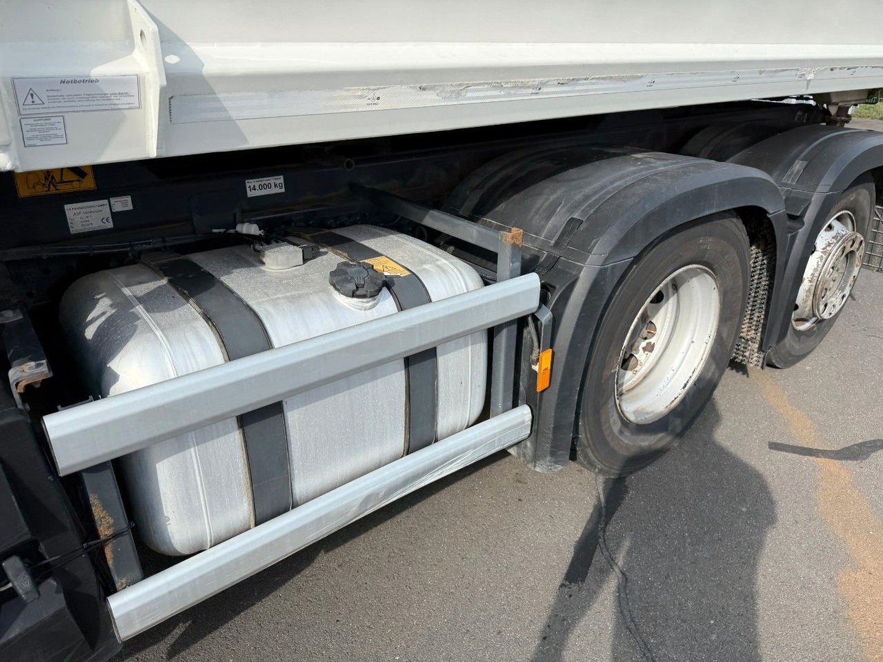 Leasing de  Mercedes-Benz Antos 2533 Seitenlader HS SL- VK- F Mercedes-Benz Antos 2533 Seitenlader HS SL- VK- F: Foto 7