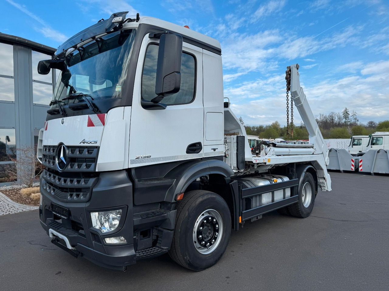 Mercedes-Benz Arocs 2136 Meiler Absetzkipper AK 12. T - Camion basculantă: Foto 1 Mercedes-Benz Arocs 2136 Meiler Absetzkipper AK 12. T - Camion basculantă: Foto 1