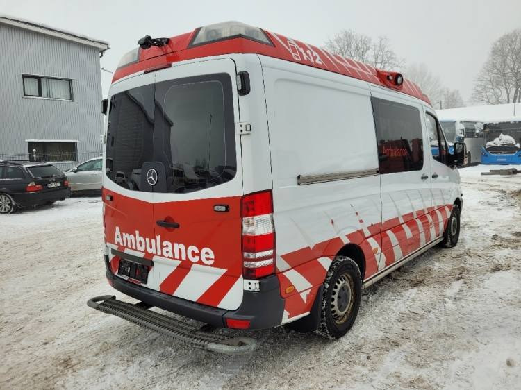 MERCEDES – BENZ SPRINTER 3.0D AMBULANCE (PROFILE) KLIMA 7.2015 EURO 6 - Ambulanță: Foto 4 MERCEDES – BENZ SPRINTER 3.0D AMBULANCE (PROFILE) KLIMA 7.2015 EURO 6 - Ambulanță: Foto 4
