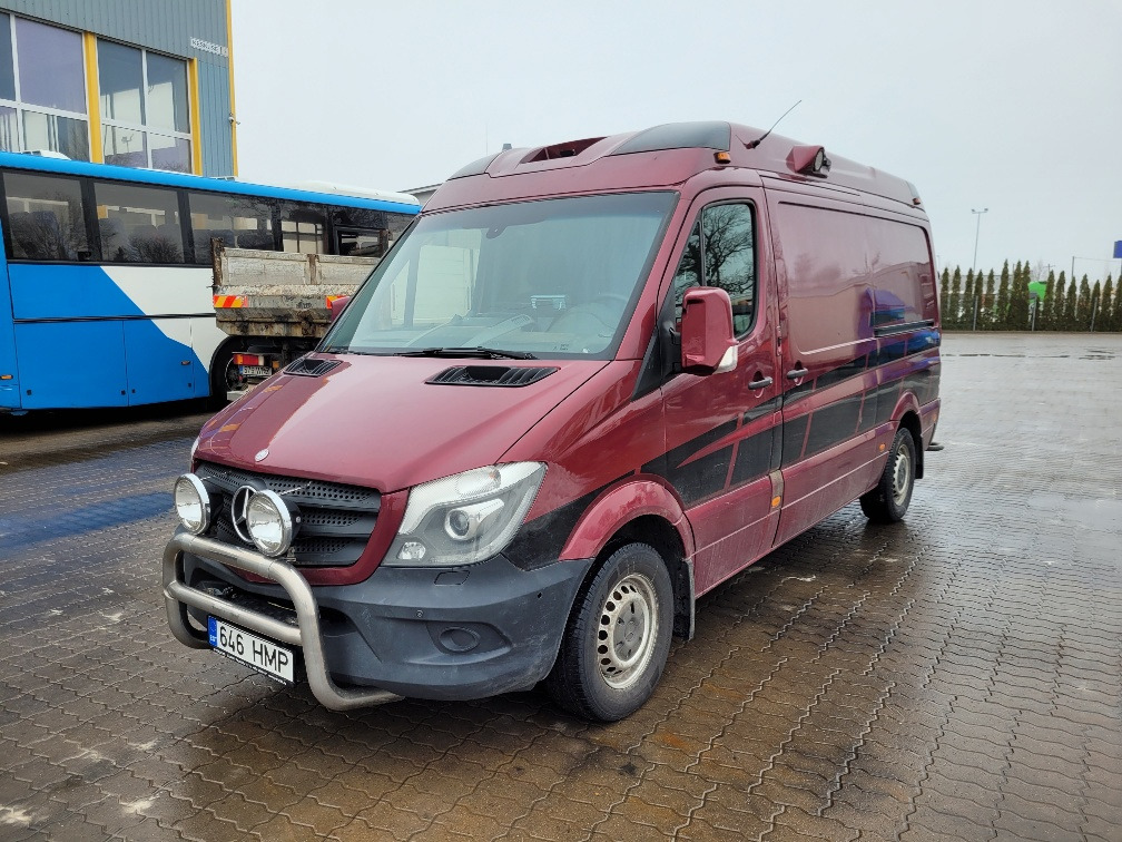 MERCEDES – BENZ SPRINTER 316 CDI ex ambulance 11.2014 EURO 5 - Dubă: Foto 2 MERCEDES – BENZ SPRINTER 316 CDI ex ambulance 11.2014 EURO 5 - Dubă: Foto 2