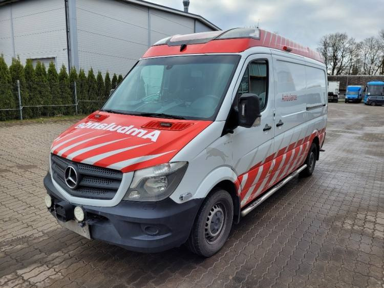 MERCEDES – BENZ SPRINTER 319 3.0D AMBULANCE (PROFILE) KLIMA, 6.2017, EURO 6  - Ambulanță: Foto 2 MERCEDES – BENZ SPRINTER 319 3.0D AMBULANCE (PROFILE) KLIMA, 6.2017, EURO 6  - Ambulanță: Foto 2