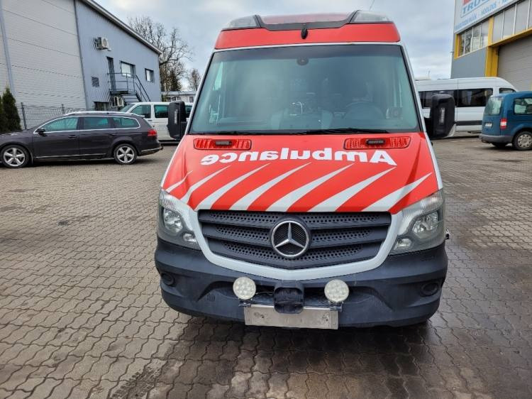 MERCEDES – BENZ SPRINTER 319 3.0D AMBULANCE (PROFILE) KLIMA, 6.2017, EURO 6  - Ambulanță: Foto 3 MERCEDES – BENZ SPRINTER 319 3.0D AMBULANCE (PROFILE) KLIMA, 6.2017, EURO 6  - Ambulanță: Foto 3