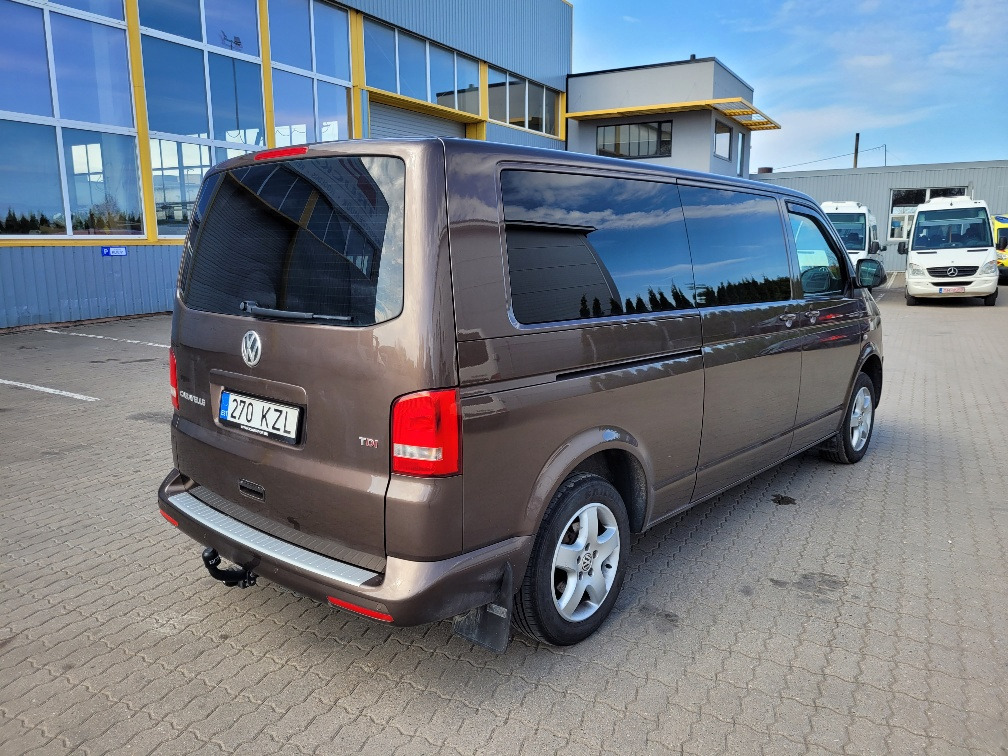 VOLKSWAGEN CARAVELLE T5 LONG, KLIIMA, 2.2015 EURO5, 9 seats - Transport persoane: Foto 3 VOLKSWAGEN CARAVELLE T5 LONG, KLIIMA, 2.2015 EURO5, 9 seats - Transport persoane: Foto 3