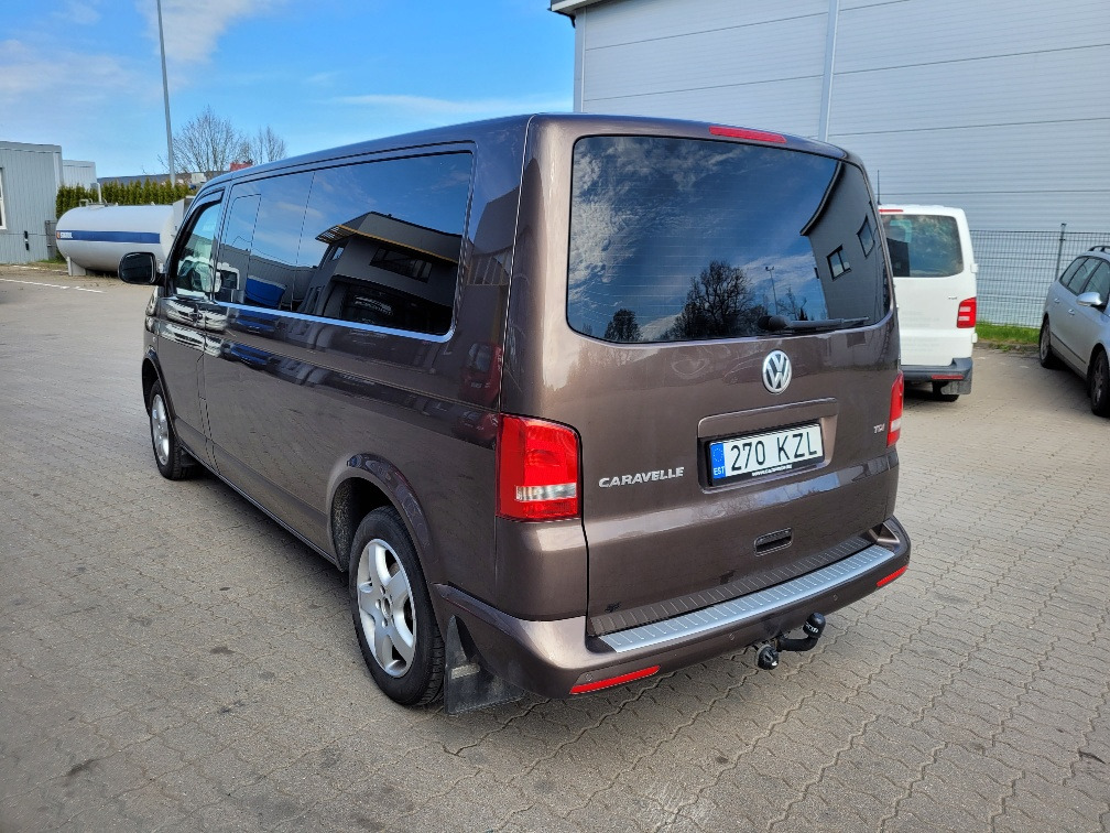 VOLKSWAGEN CARAVELLE T5 LONG, KLIIMA, 2.2015 EURO5, 9 seats - Transport persoane: Foto 5 VOLKSWAGEN CARAVELLE T5 LONG, KLIIMA, 2.2015 EURO5, 9 seats - Transport persoane: Foto 5