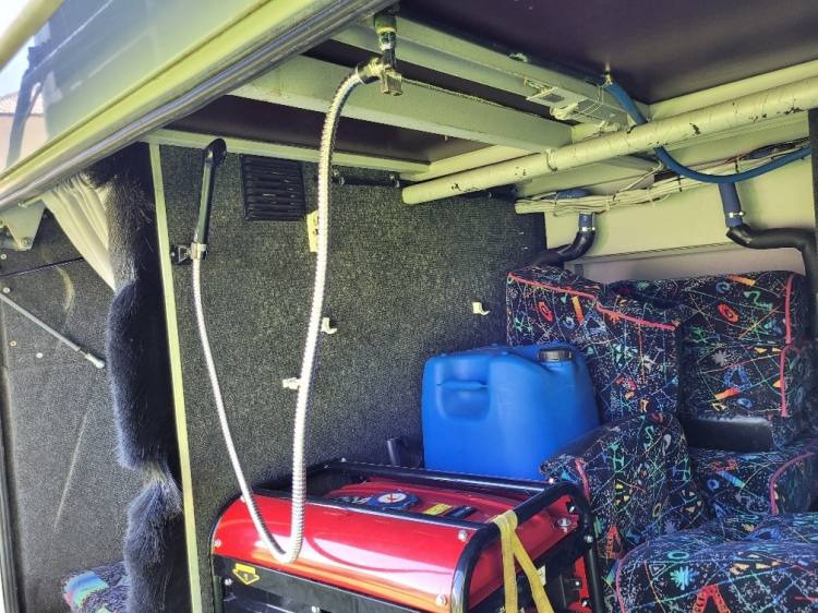 VOLVO B12M BERKHOF AXIAL70 MOTORHOME KLIMA 3.2003 - Autocar: Foto 3 VOLVO B12M BERKHOF AXIAL70 MOTORHOME KLIMA 3.2003 - Autocar: Foto 3