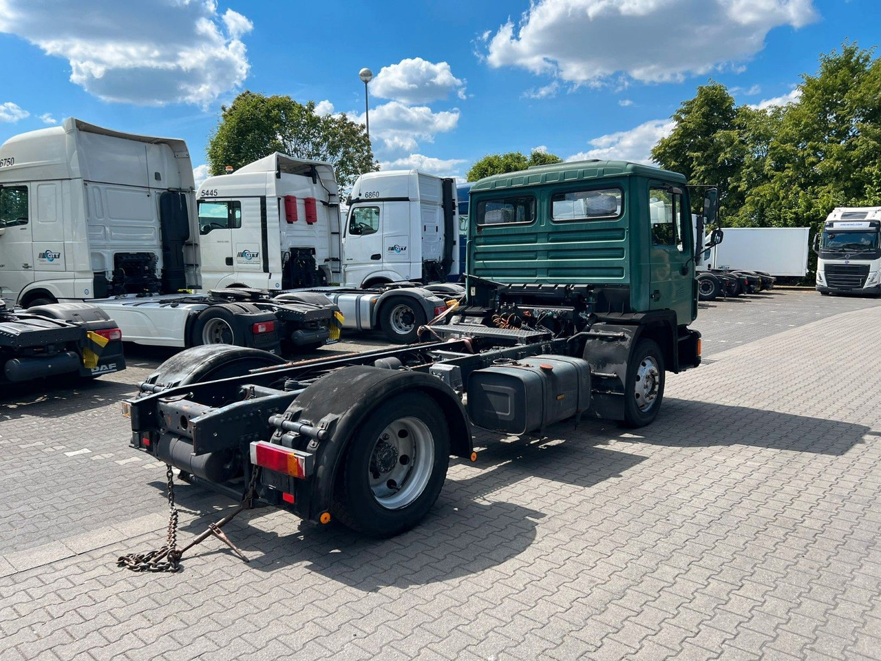 MAN 14.232 FLS - Cap tractor: Foto 3 MAN 14.232 FLS - Cap tractor: Foto 3
