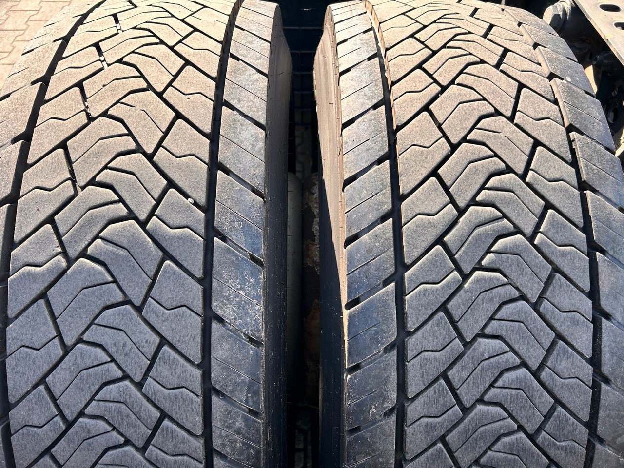 Cap tractor Mercedes-Benz 1848 LS 4x2 Gigaspace: Foto 13