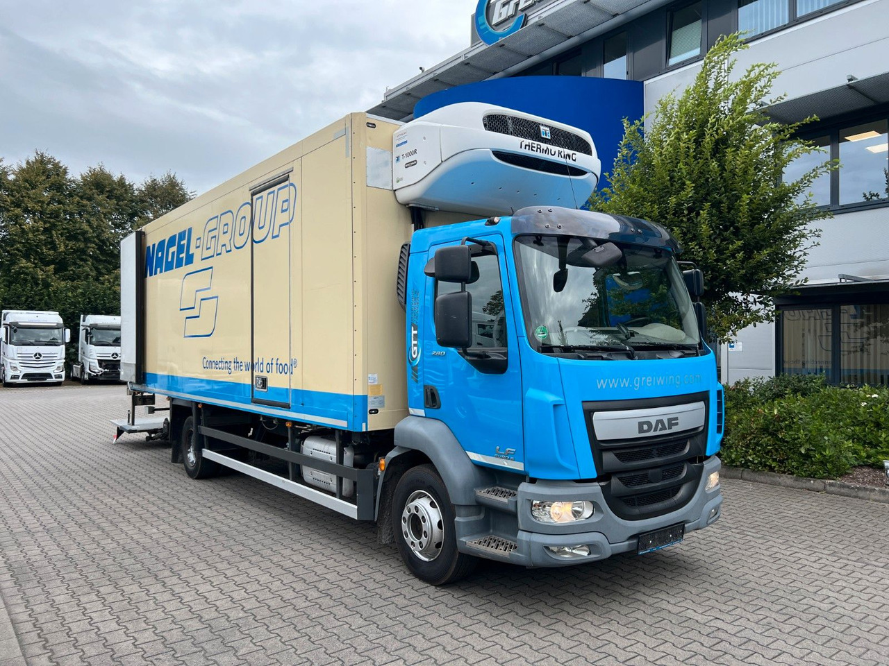 DAF LF 280 FA 16t. Multitemp, T1000 Spectrum - Camion frigider: Foto 1 DAF LF 280 FA 16t. Multitemp, T1000 Spectrum - Camion frigider: Foto 1