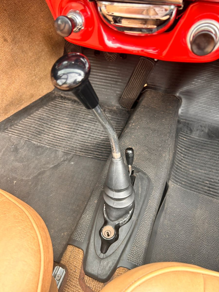 Cabrio Porsche 356C: Foto 38