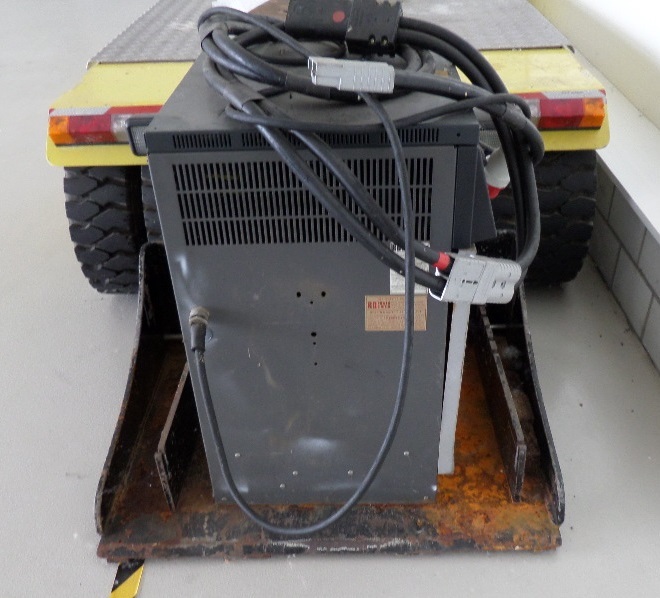 Liftow 75C - Tractor pentru aeronave: Foto 4 Liftow 75C - Tractor pentru aeronave: Foto 4