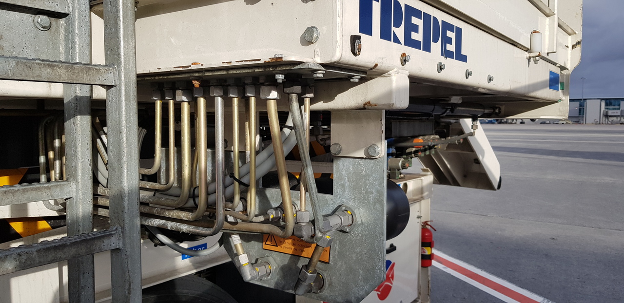 Loader Universal Trepel 70U - Încărcător de containere/ Palete: Foto 4 Loader Universal Trepel 70U - Încărcător de containere/ Palete: Foto 4