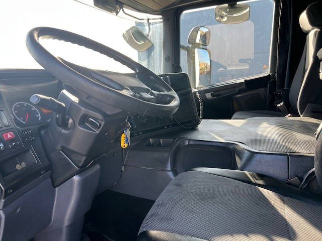 Scania P380 - Cap tractor: Foto 5 Scania P380 - Cap tractor: Foto 5