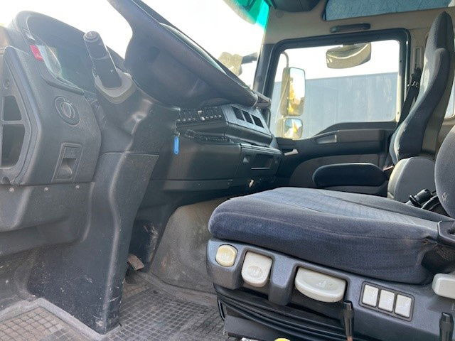 MAN TGA 26.440 .440 6x2 - Camion transport containere/ Swap body: Foto 5 MAN TGA 26.440 .440 6x2 - Camion transport containere/ Swap body: Foto 5