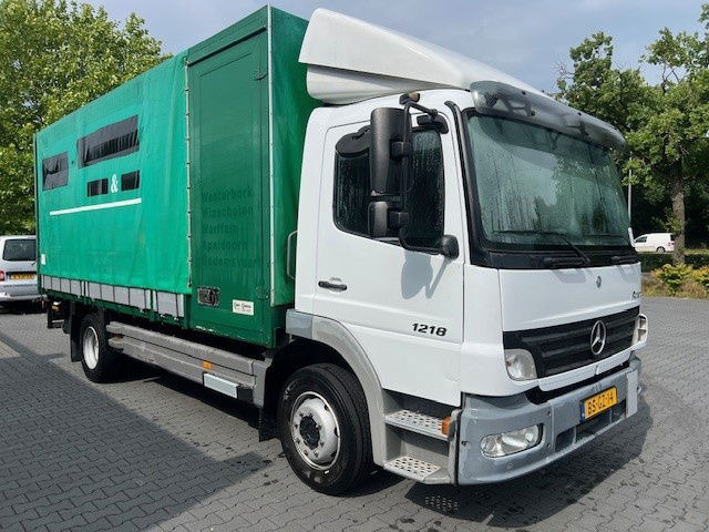 Mercedes-Benz Atego 1218 Atego 1218 - Camion cu prelată: Foto 2 Mercedes-Benz Atego 1218 Atego 1218 - Camion cu prelată: Foto 2