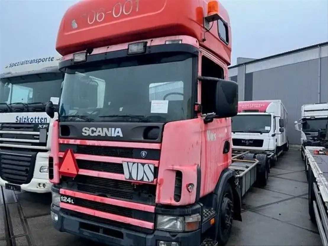 Scania R124-360 .360 6x2 - Camion şasiu: Foto 1 Scania R124-360 .360 6x2 - Camion şasiu: Foto 1
