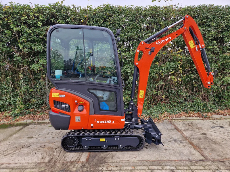 Kubota KX019-4 Hi-spec (NIEUW) - Mini excavator: Foto 2 Kubota KX019-4 Hi-spec (NIEUW) - Mini excavator: Foto 2
