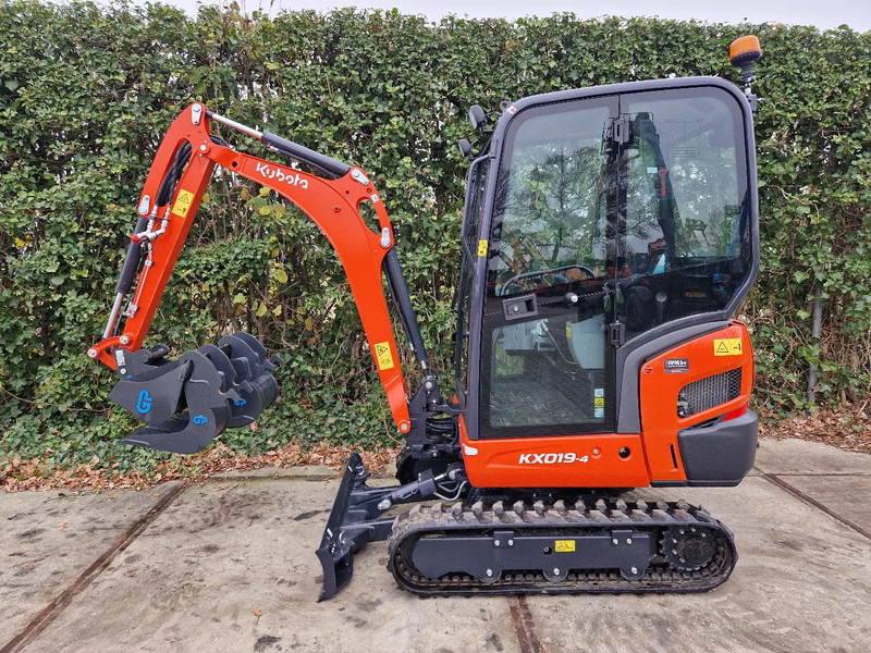 Kubota KX019-4 Hi-spec (NIEUW) - Mini excavator: Foto 1 Kubota KX019-4 Hi-spec (NIEUW) - Mini excavator: Foto 1