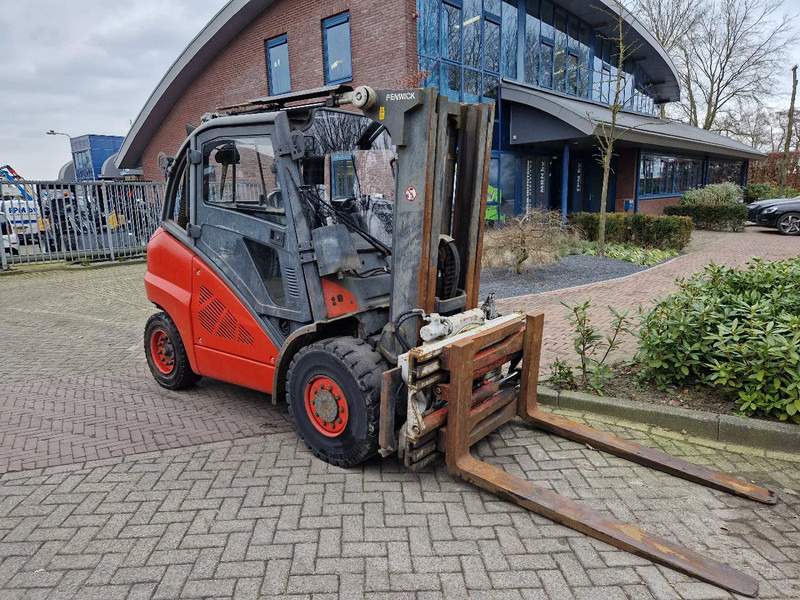 Linde (Fenwick) H45D-02 - Stivuitor diesel: Foto 4 Linde (Fenwick) H45D-02 - Stivuitor diesel: Foto 4