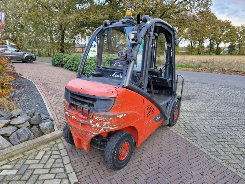 Linde H25D-02 - Stivuitor diesel: Foto 4 Linde H25D-02 - Stivuitor diesel: Foto 4