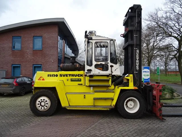 Svetruck (available for rent) 15120 - Stivuitor diesel: Foto 3 Svetruck (available for rent) 15120 - Stivuitor diesel: Foto 3