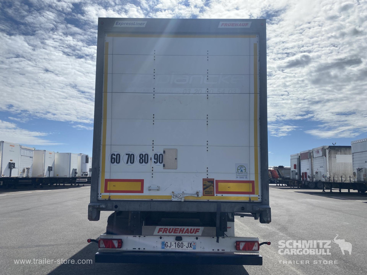 FRUEHAUF Dryfreight Standard Roller shutter door - Semiremorcă furgon: Foto 2 FRUEHAUF Dryfreight Standard Roller shutter door - Semiremorcă furgon: Foto 2