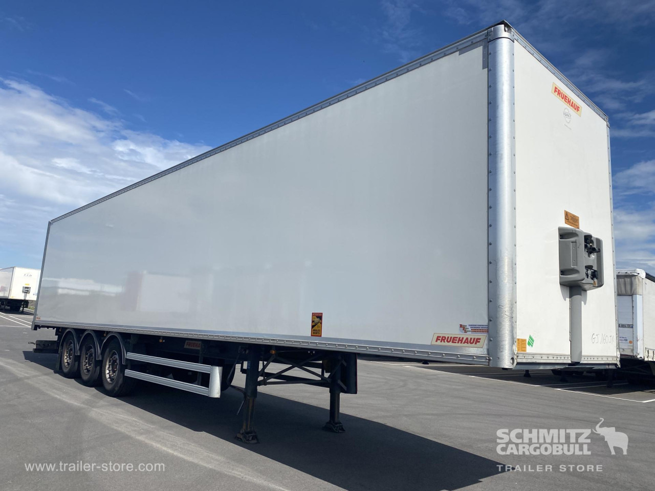 FRUEHAUF Dryfreight Standard Roller shutter door - Semiremorcă furgon: Foto 1 FRUEHAUF Dryfreight Standard Roller shutter door - Semiremorcă furgon: Foto 1