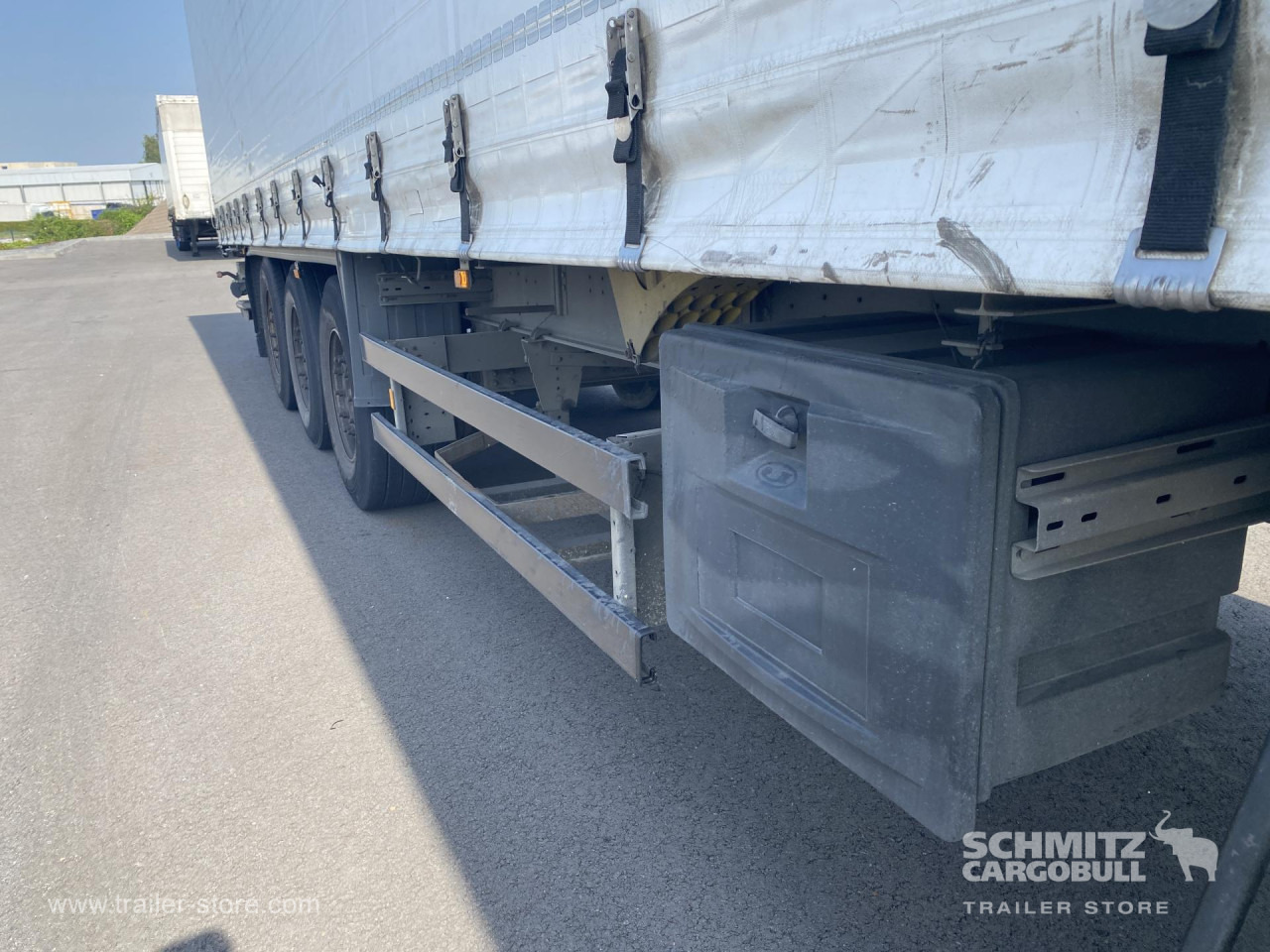 SCHMITZ Curtainsider Mega Taillift - Semiremorcă prelată: Foto 4 SCHMITZ Curtainsider Mega Taillift - Semiremorcă prelată: Foto 4