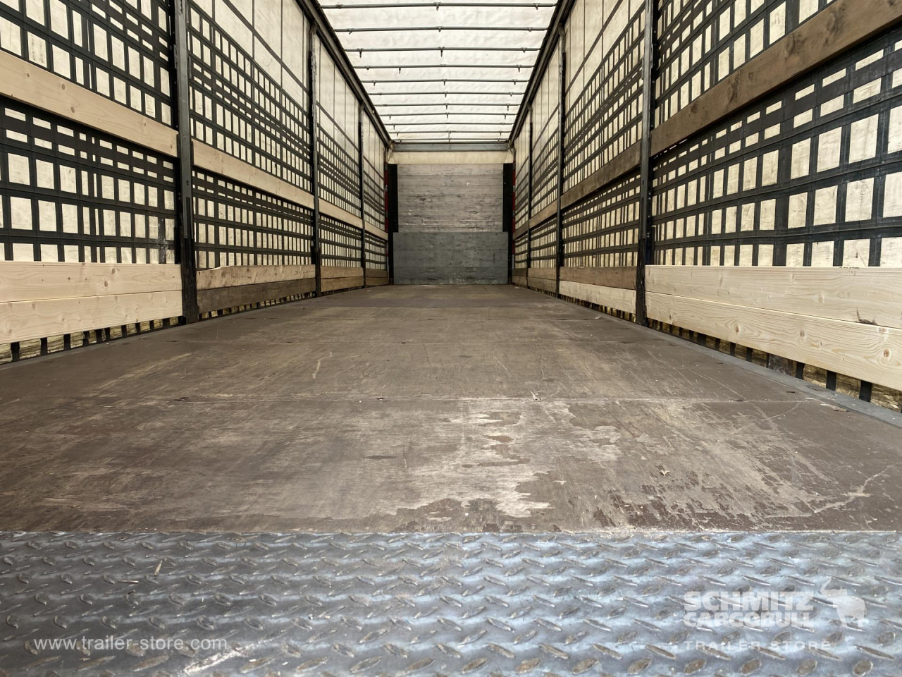 SCHMITZ Curtainsider Standard - Semiremorcă prelată: Foto 5 SCHMITZ Curtainsider Standard - Semiremorcă prelată: Foto 5