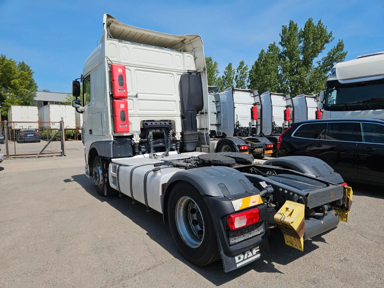 DAF XF 460 Space Cab Standklima 1 units - Cap tractor: Foto 3 DAF XF 460 Space Cab Standklima 1 units - Cap tractor: Foto 3