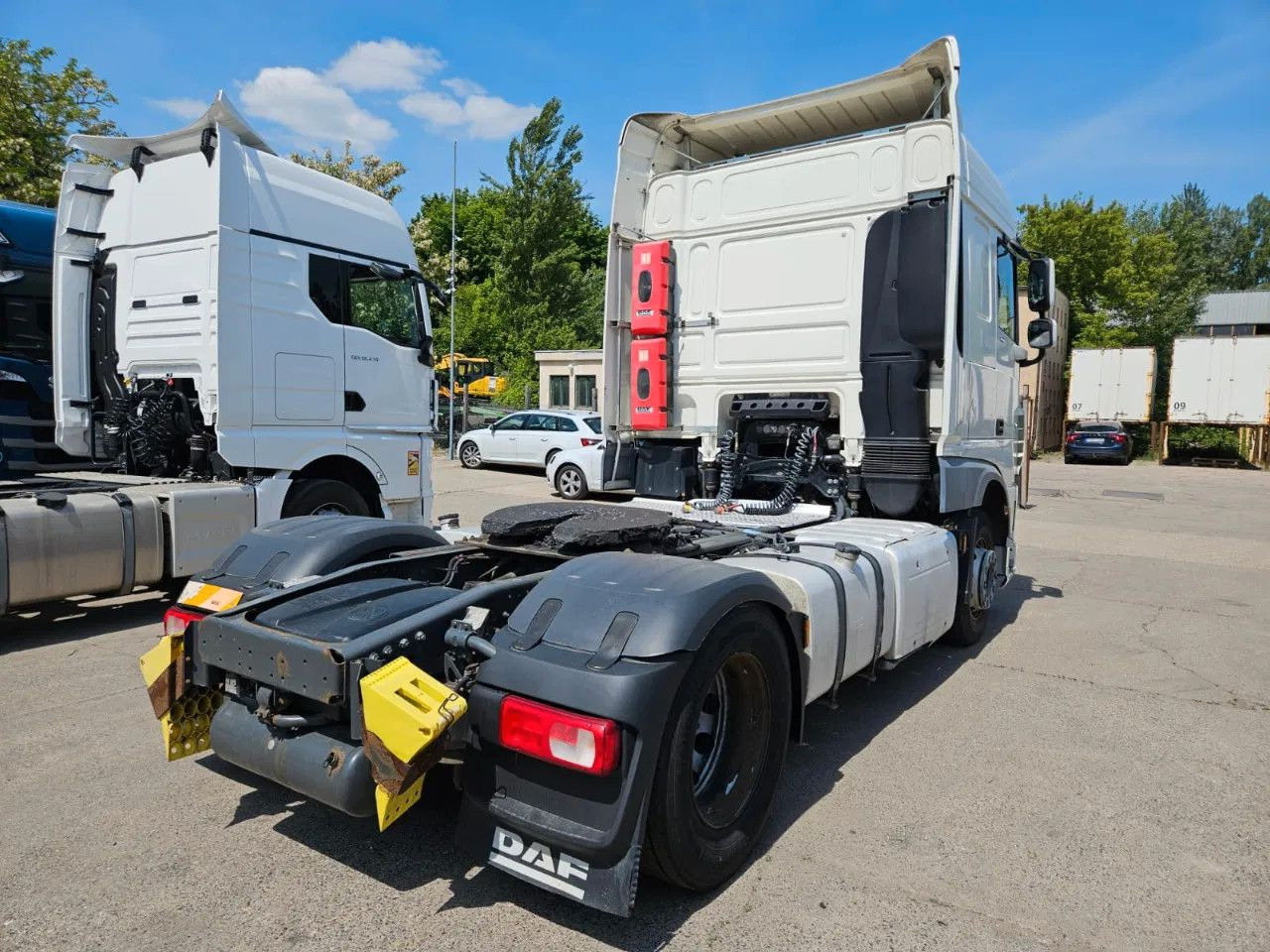 DAF XF 460 Space Cab Standklima 1 units - Cap tractor: Foto 4 DAF XF 460 Space Cab Standklima 1 units - Cap tractor: Foto 4