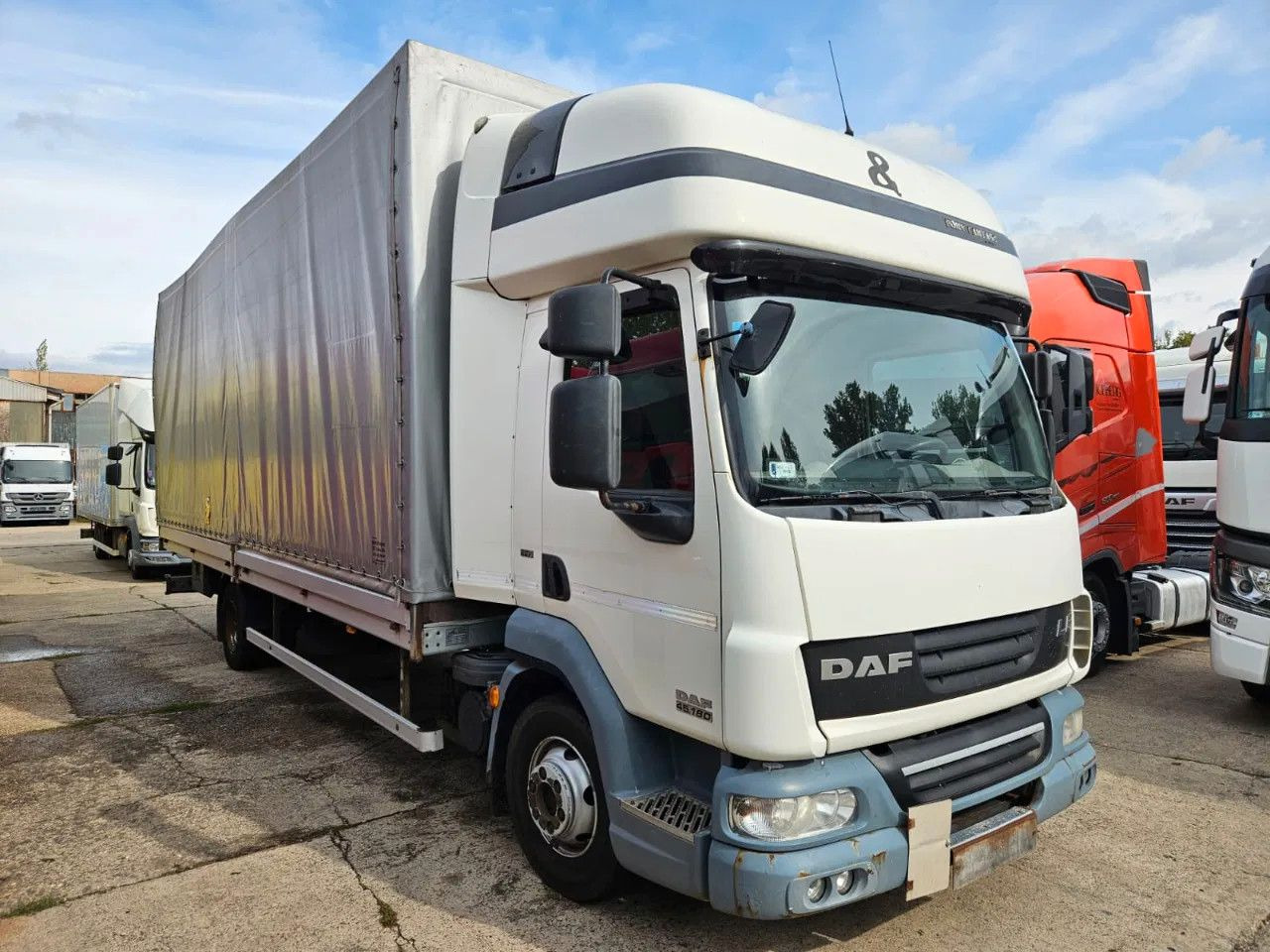 DAF LF 45.180 EEV - More units in stock! - Autoutilitară cu prelată: Foto 3 DAF LF 45.180 EEV - More units in stock! - Autoutilitară cu prelată: Foto 3