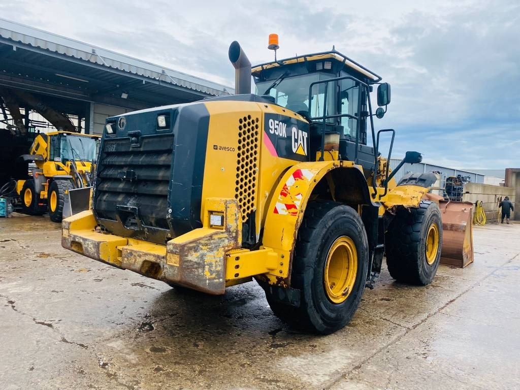 CAT 950 K - Încărcător frontal pe pneuri: Foto 5 CAT 950 K - Încărcător frontal pe pneuri: Foto 5