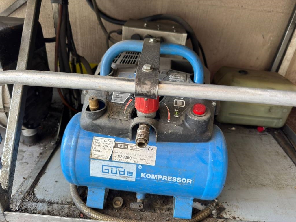 Utilaje constructii Mercedes-Benz Sprinter 2.2 Ambulance: Foto 13